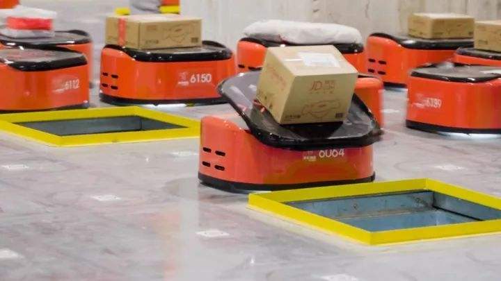 萬(wàn)至達(dá)電機(jī)提供物流機(jī)器人電機(jī)定制服務(wù)